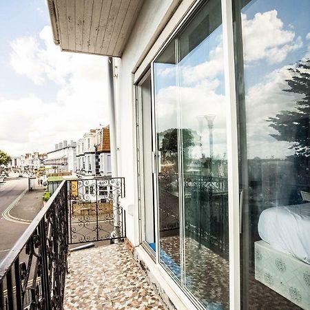 The Clacton Hotel Exterior photo